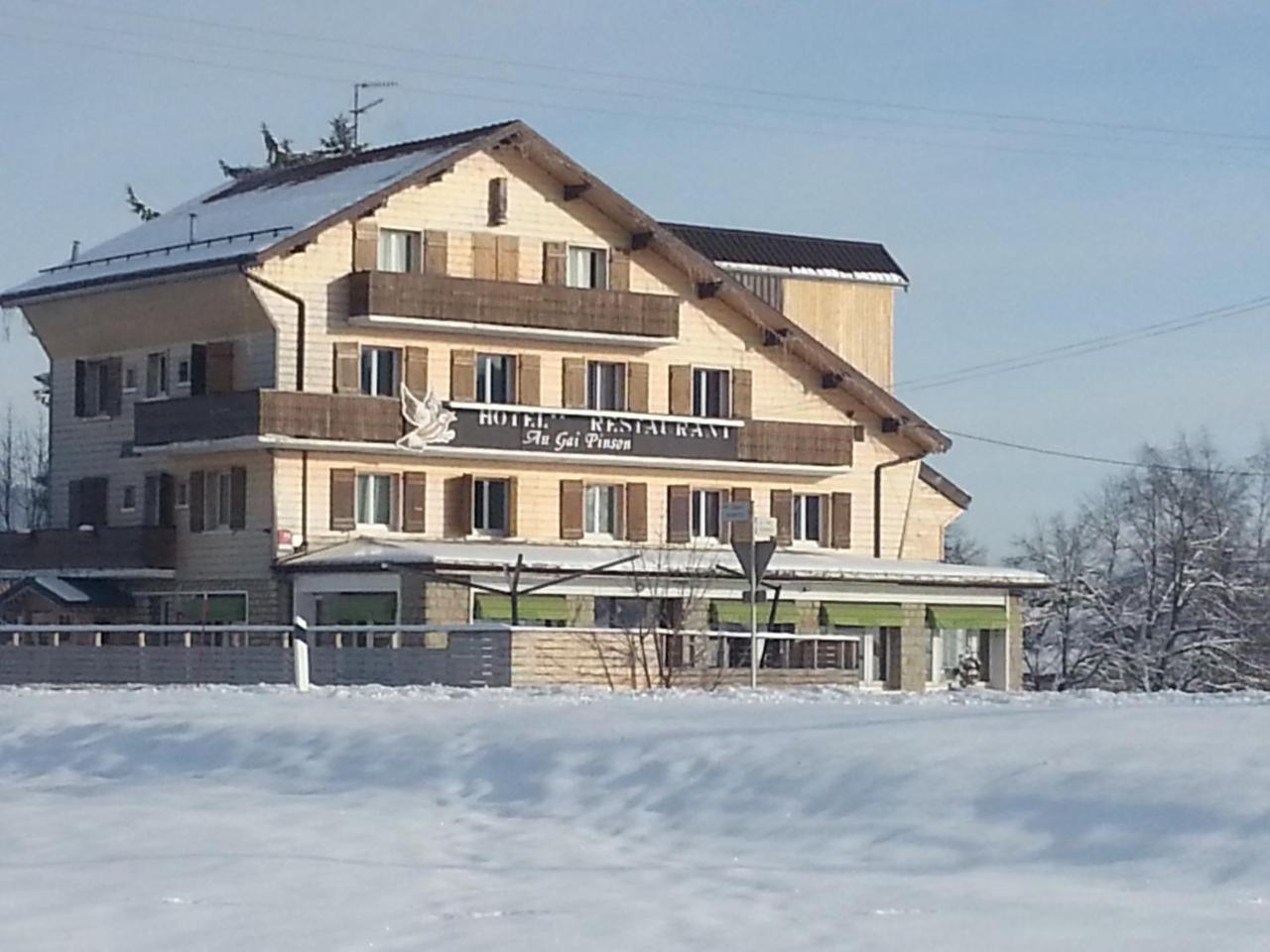 Hotel Restaurant Le Yeti Les Rousses Exteriör bild
