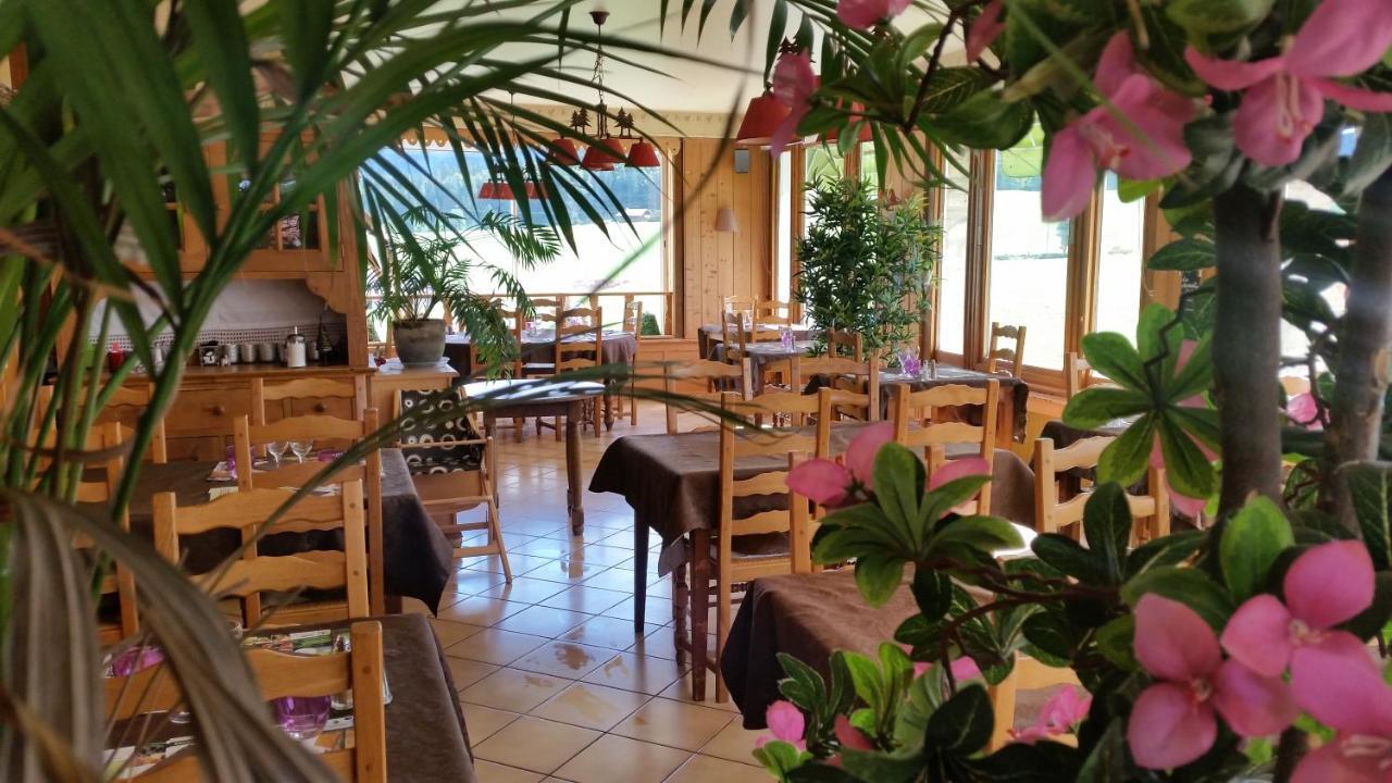 Hotel Restaurant Le Yeti Les Rousses Exteriör bild