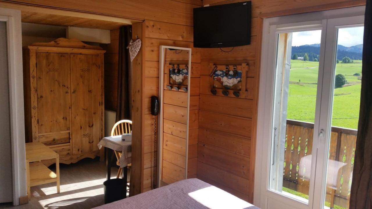 Hotel Restaurant Le Yeti Les Rousses Exteriör bild